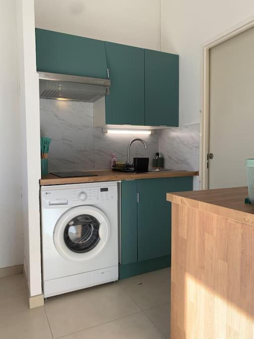 Maisonnette Dans Belle Residence Saint-Vallier-de-Thiey Екстериор снимка
