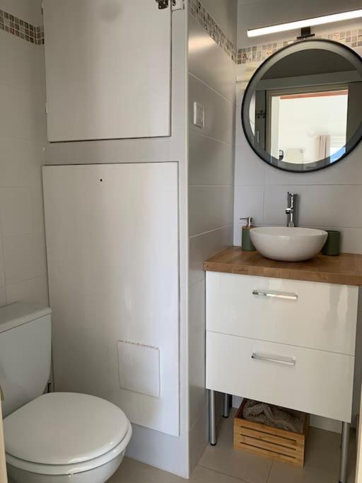 Maisonnette Dans Belle Residence Saint-Vallier-de-Thiey Екстериор снимка